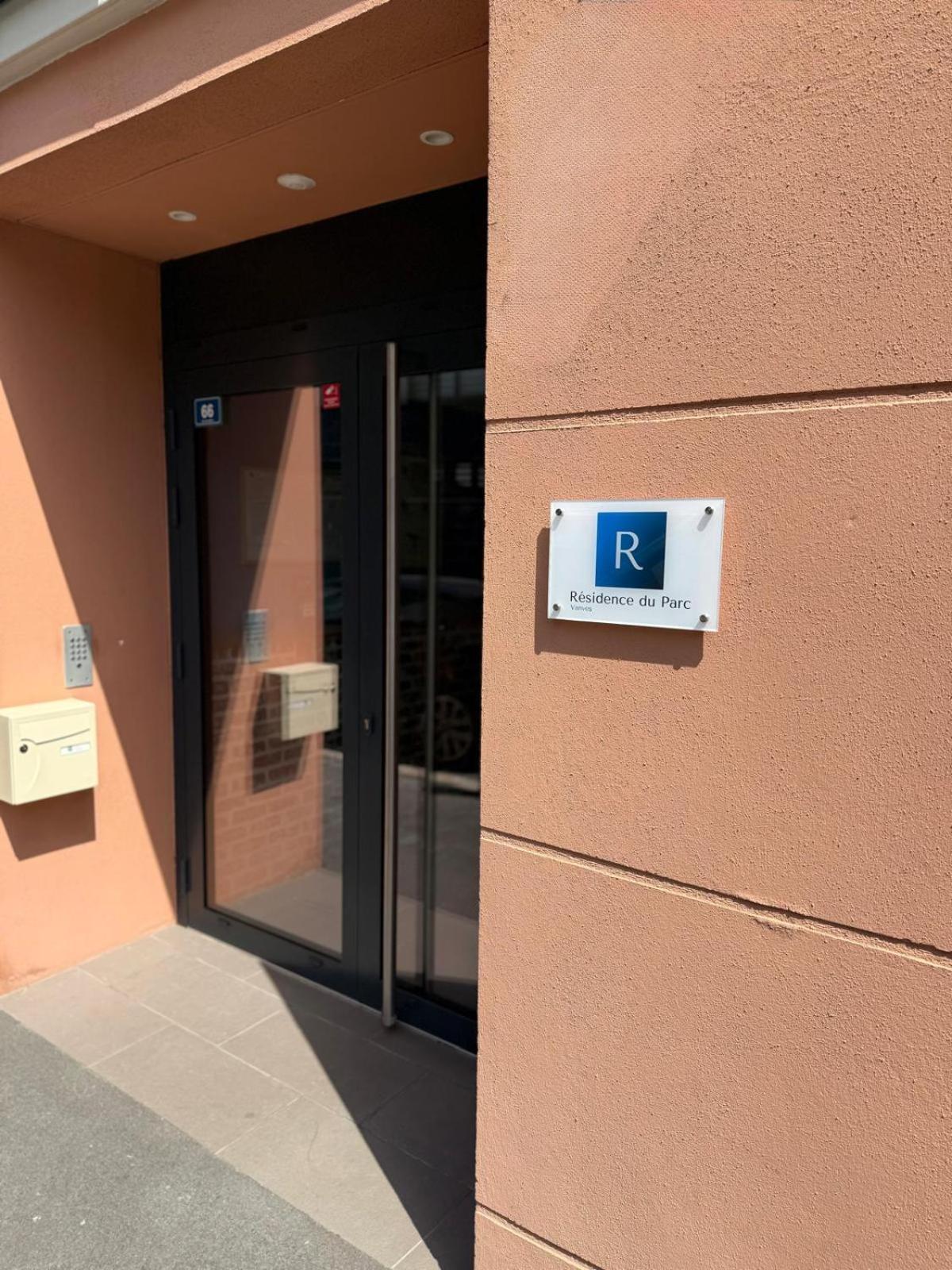Residence Du Parc Vanves - Rooftop & Climatisation מראה חיצוני תמונה