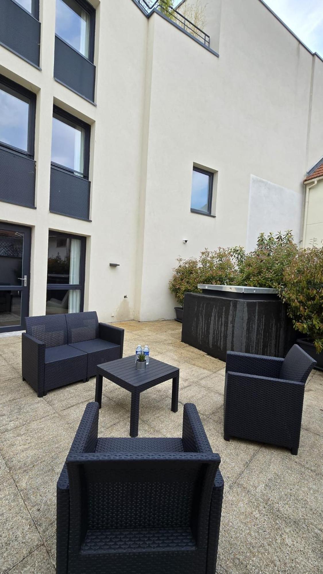 Residence Du Parc Vanves - Rooftop & Climatisation מראה חיצוני תמונה